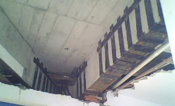 類似這種工程<a href=http://www.sgminv.com target=_blank class=infotextkey>粘鋼加固</a>怎么報價才合理？
